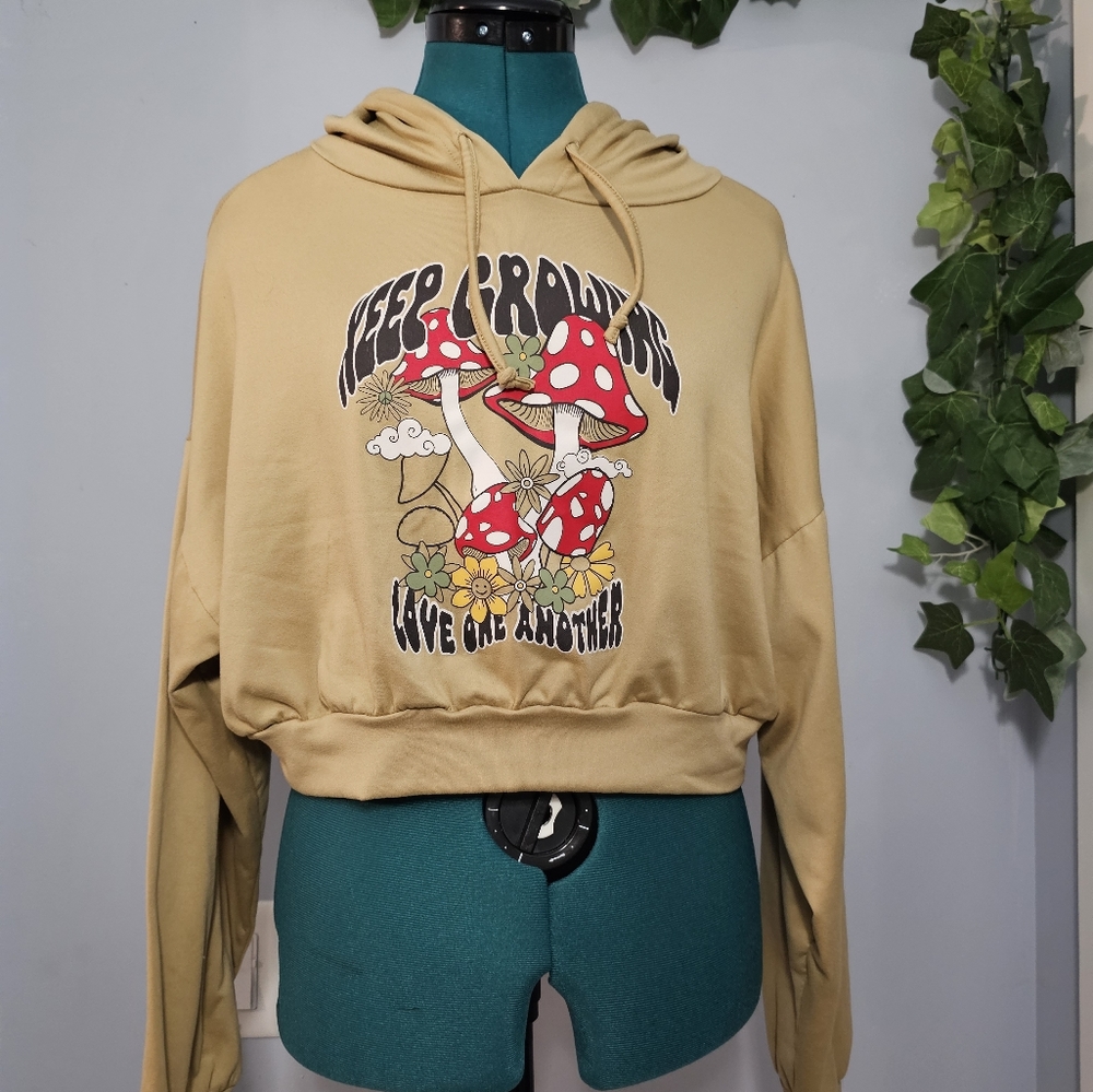 Charlotte Russe sweater size M